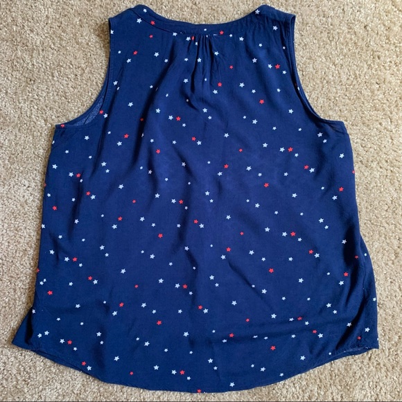 Women’s Top - Picture 2 of 6